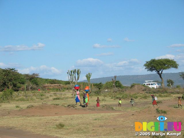 14860 Woman fetching water